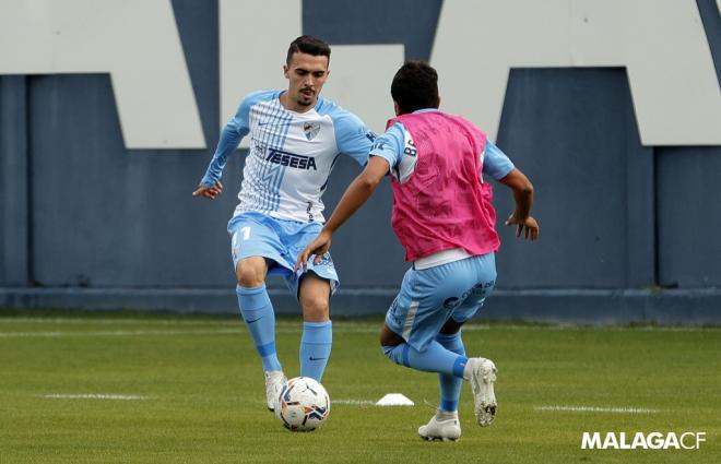 Joaquín Muñoz, entrenando este miércoles (Foto: Málaga CF).