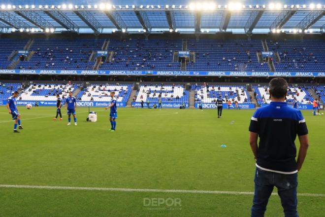 Calentamiento del Deportivo en el estadio de Riazor (Foto:RCD)