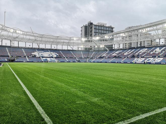 El Estadio Ciutat de Valencia, tras las obras.