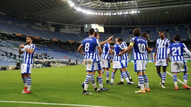 Los jugadores de la Real celebran el gol de Portu (Foto: Real Sociedad).