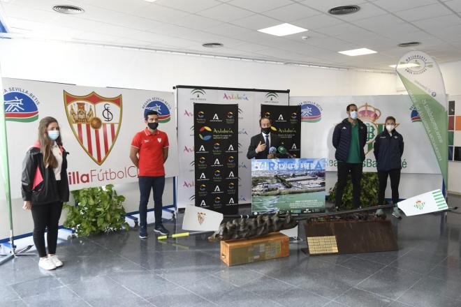 Presentación de la Regata Sevilla-Betis de 2020 (Foto: Kiko Hurtado).