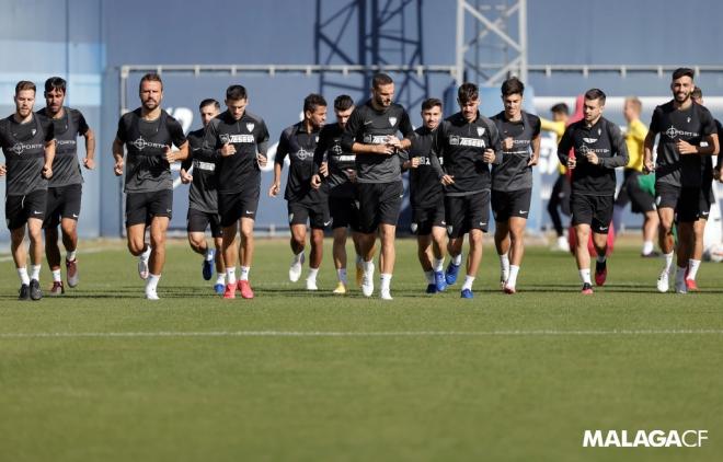 Imagen del grupo en un entrenamiento en el Anexo (Foto: Málaga CF).