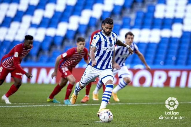 Willian José se dispone a lanzar un penalti (Foto: LaLiga).