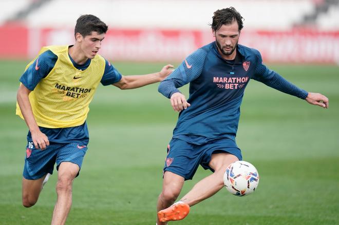 Franco Vázquez, en el partidillo ante el filial (Foto: SFC).