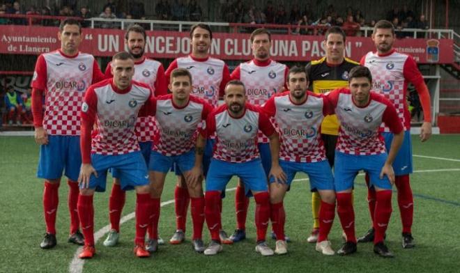 UD Llanera, equipo de la Tercera División se Asturias.
