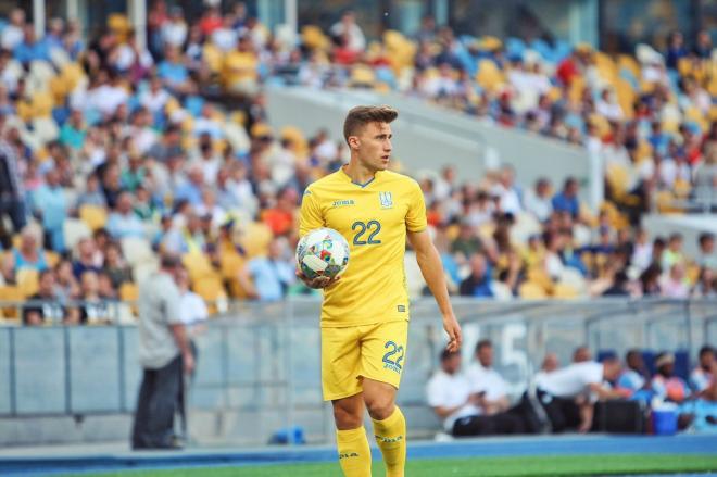 Bogdan, durante un partido con Ucrania sub 21 (Foto: Twitter).