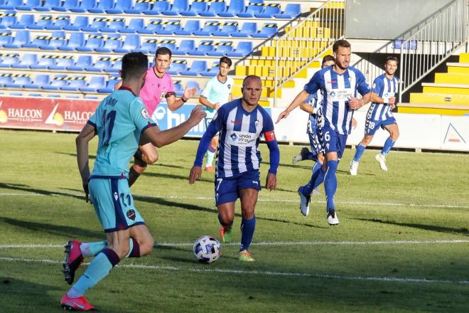 El Atlético Levante UD cae de penalti ante el CD Alcoyano (1-0)