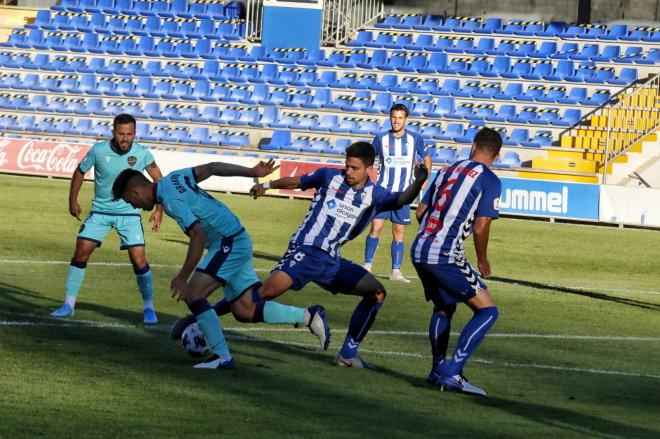 El Atlético Levante UD cae de penalti ante el CD Alcoyano (1-0)
