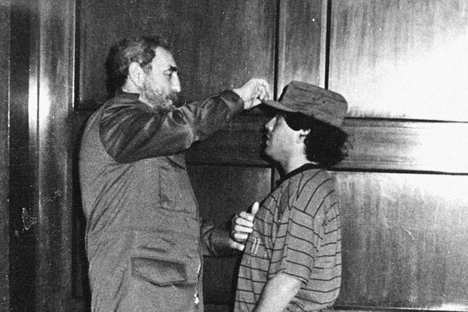 Fidel Castro, junto a Diego Armando Maradona.