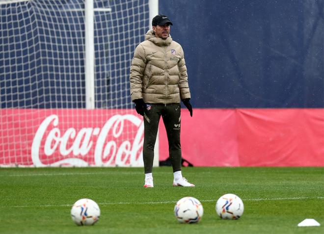 Simeone, en una sesión del Atlético de Madrid (Foto: ATM).