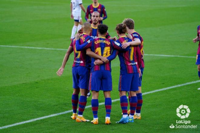 Los jugadores del Barcelona celebran el gol de Coutinho ante Osasuna (Foto: LaLiga).