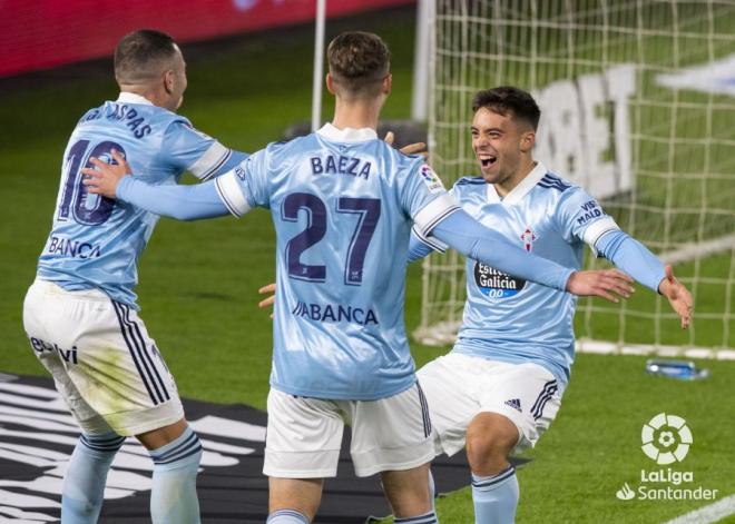 Aspas, Baeza y Beltrán celebrando un gol (Foto: LaLiga).