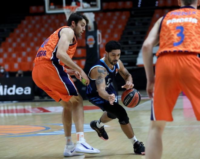 El Alba de Aíto y el uruguayo Granger sorprende al Valencia Basket (92-100)