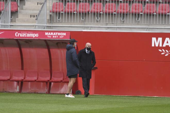 Lopetegui y Monchi en el entrenamiento del Sevilla (Foto: Kiko Hurtado).