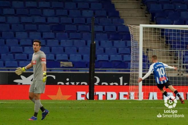 Diego Mariño lamenta el gol de Sergi Darder en el Espanyol-Sporting (Foto: LaLiga).