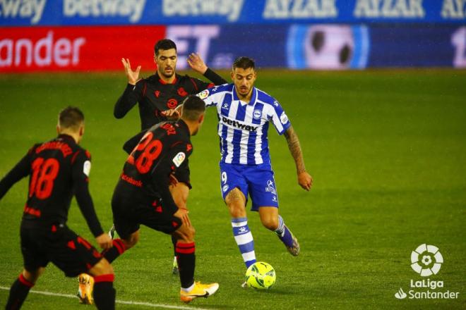 Lance del partido entre el Alavés-Real Sociedad (Foto: LaLiga).