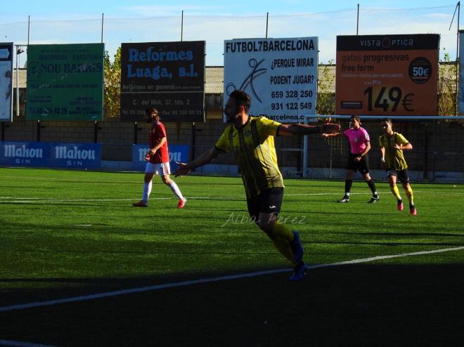 Sergio García celebra su primer gol con La Montañera (Foto: Alba Pérez/@Montanyesa1927).