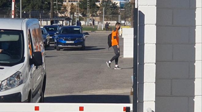 Cheryshev llegando a Paterna (Foto: Valencia CF)