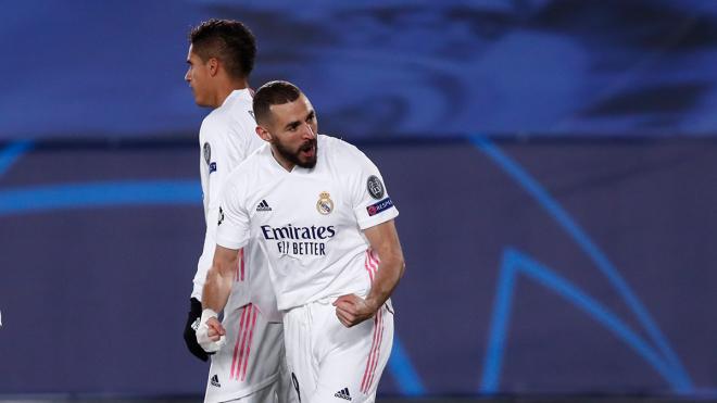 Karim Benzema celebra su gol en el Real Madrid-Borussia (Foto: RMCF).