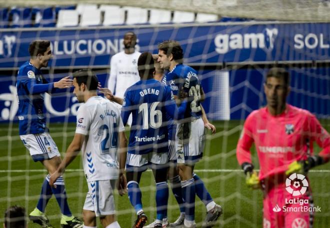 Celebración del segundo gol de Blanco Leschuk en el Oviedo-Tenerife (Foto: LaLiga).