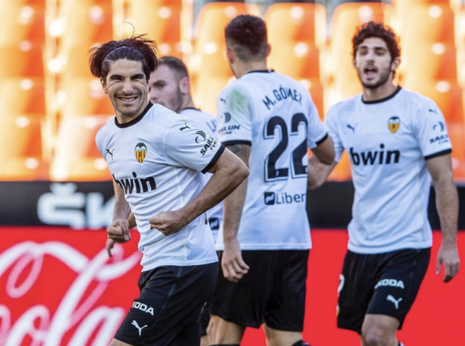 Manu Vallejo destacó el gran centro de Carlos Soler en el gol del empate (Foto: Valencia CF)