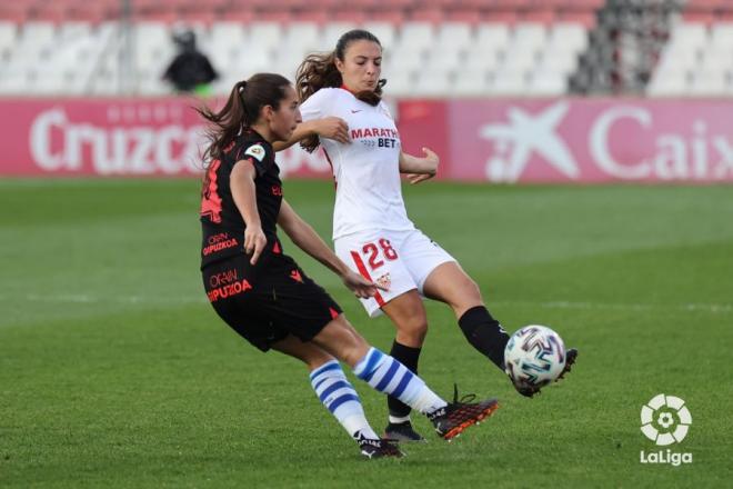 Imagen del partido entre el Sevilla Femenino y la Real Sociedad.