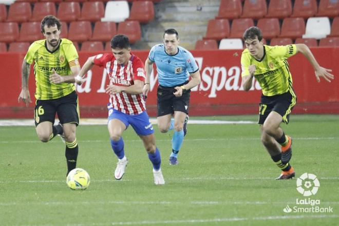 Manu García, durante el Sporting-Real Zaragoza (Foto: LaLiga).