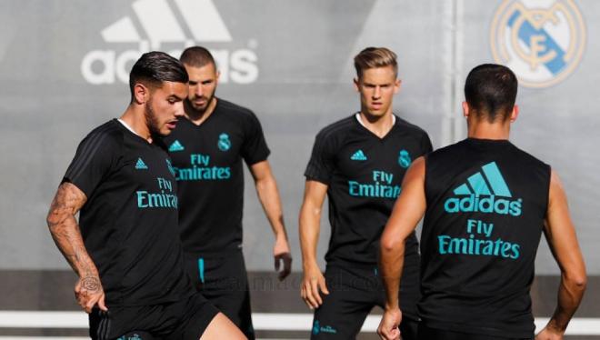 Entrenamiento del Real Madrid con Theo Hernández.