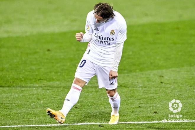 Modric celebra su gol en el Eibar-Real Madrid (Foto: LaLiga).