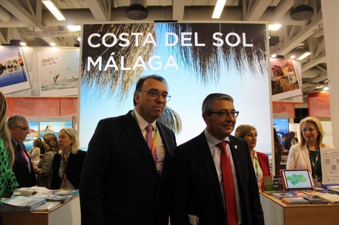 Francisco Salado (derecha), presidente de Turismo Costa del Sol.
