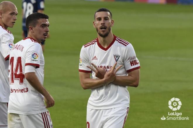 Álvaro Rey celebra su gol a la SD Huesca (Foto: LaLiga).