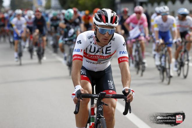 Valerio Conti, ciclista del Team UAE (Foto: @TeamUAEAbuDhabi).