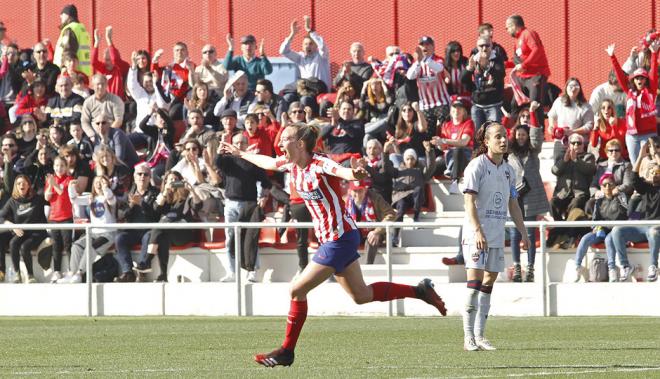 Duggan celebra un gol del Atlético de Madrid Femenino (Foto: ATM).