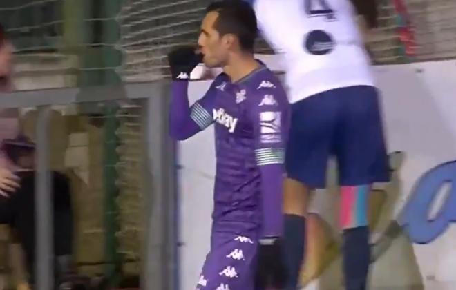 Juanmi celebra su gol.