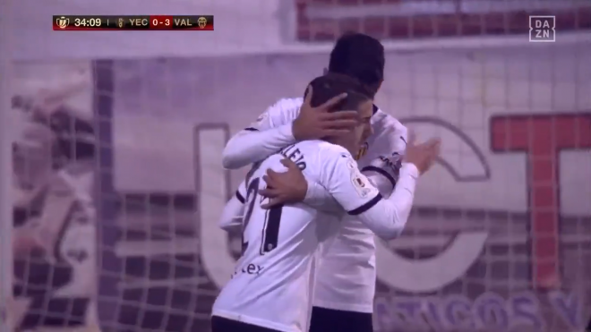Celebración del tercer gol en Yecla, convertido por Rubén Sobrino
