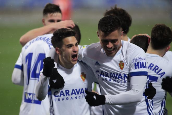 Sergio Bermejo celebra su gol en el Real Zaragoza-Logroñés (Foto: Dani Marzo).