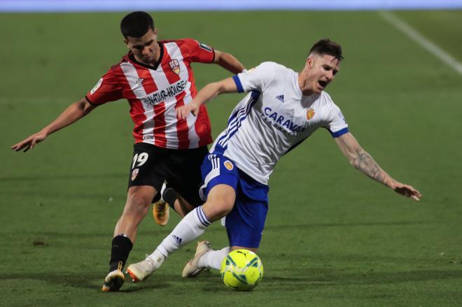 Vigaray, durante el Real Zaragoza-Logroñés (Foto: Dani Marzo).