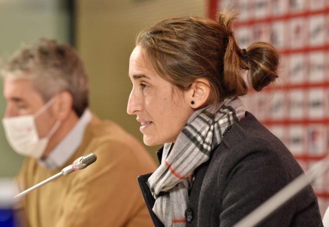 Iraia Iturregi durante su presentación como entrenadora del primer equipo (Foto: Athletic Club).