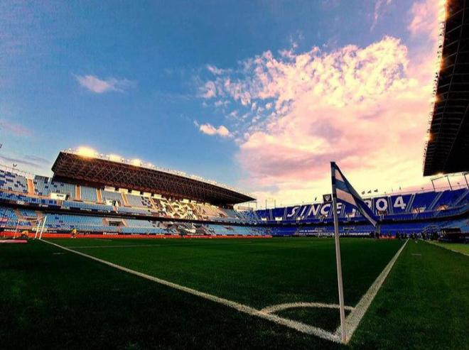 La Rosaleda, antes de un partido (Foto: Málaga CF).