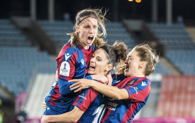 El Levante UD Femenino se clasificó de forma brillante para la final de la Supercopa Femenina tras