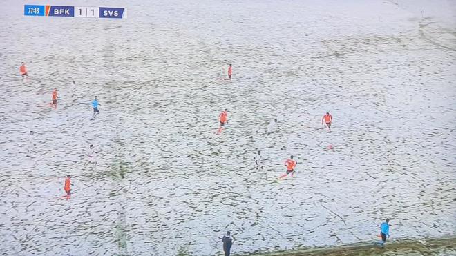 El Isambul-Sivasspor, sobre la nieve.