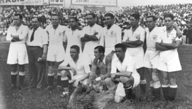 Alineación del Sevilla en la final de la Copa de la República de 1935 (Foto: SFC)