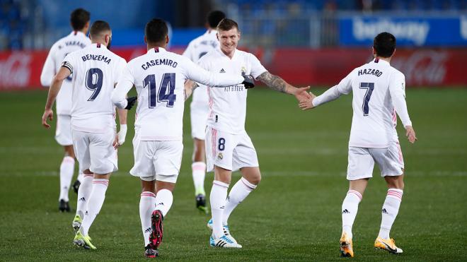 Casemiro, Kroos y Hazard celebran un gol en el Alavés-Real Madrid (Foto: RMCF).