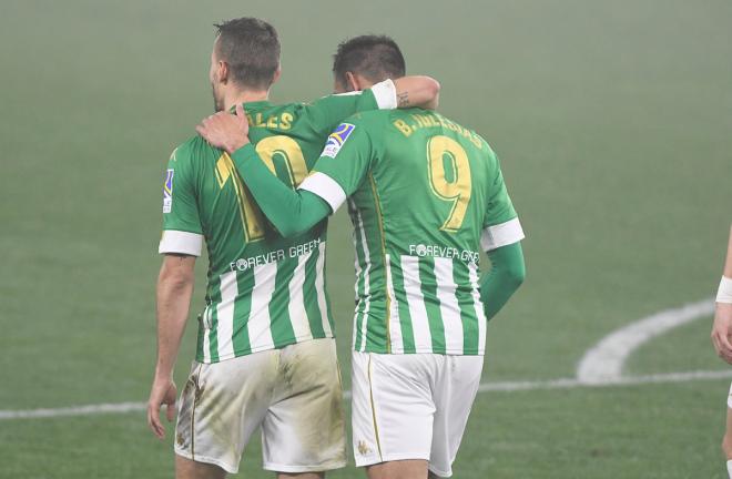 Canales y Borja Iglesias en la eliminatoria de octavos de final de la Copa del Rey en 2021 (Foto: Kiko Hurtado)