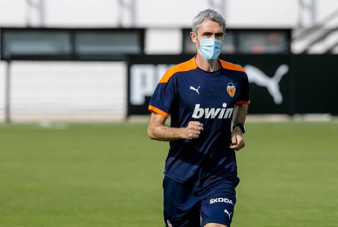 Aranalde durante un entrenamiento del equipo (Foto: Valencia CF).
