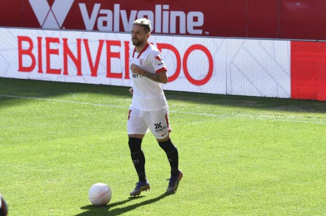 Papu Gómez, en su presentación como jugador del Sevilla (Foto: Kiko Hurtado).