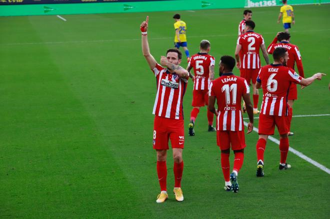 Saúl celebra el gol en el Cádiz-Atlético (FOTO: Cristo García).