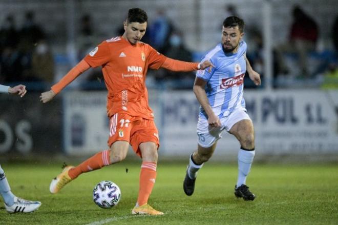 Rafa Mujica, en un partido con el Real Oviedo (Foto: ROV).