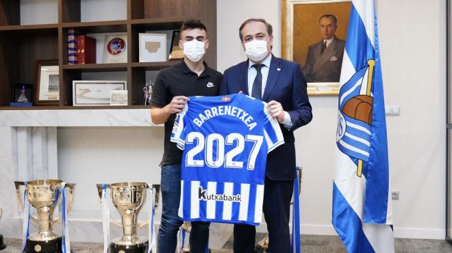 Ander Barrenetxea, renovado hasta 2027 (Foto: Real Sociedad).