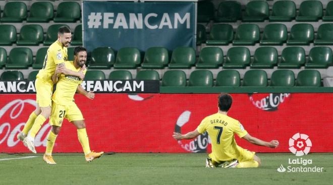 Celebración de Gerard Moreno tras un gol en el Elche-Villarreal (Foto: LaLiga).